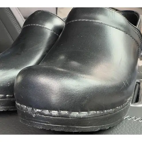 Sanita Danish Leather Black Clogs Workwear Nursing Doctor Minimalist Basic 39 Size 8.5