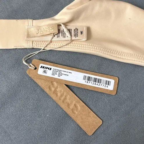 SKIMS Customized Push Up Bra Plunge Bra Size 40C Sand New NWT Underwire Padded