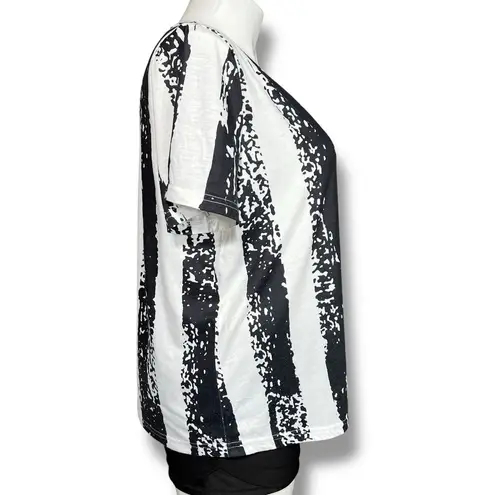 Boutique Womens T Shirt Top Striped V Neck Pullover Lightweight Black White XL