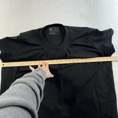 FIGS  Women's L Top Maternity Chira Somotillo Black Pleated Keyhole Pockets