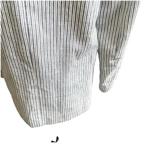 ZARA  Women’s Striped Linen Blend Boyfriend Blazer Size Medium Two Button Blue