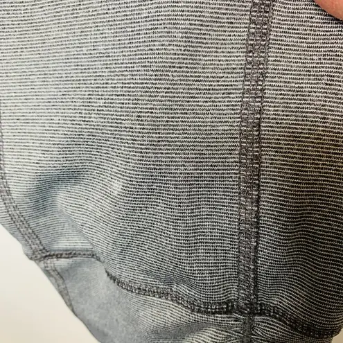 Gray Striped Cropped Leggings Graphic Golden Girls Sz Small