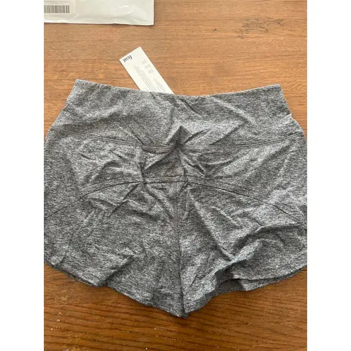 feat FlowTech Roam Short