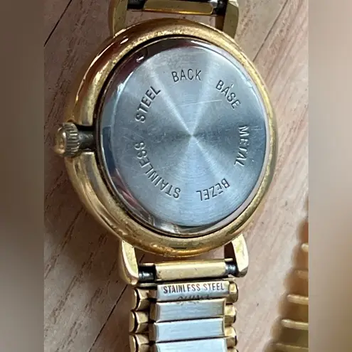 Pierre Jacquard Ladies Watch White Dial Gold Tone Stainless Stretch Bracelet