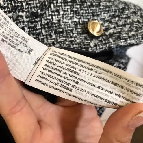 Abercrombie & Fitch  Black and White Tweed with Gold Buttons Jacket Size M - Image 5