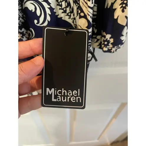 Michael Lauren NWT Kyle Paisley Navy and White long sleeved dress size Medium