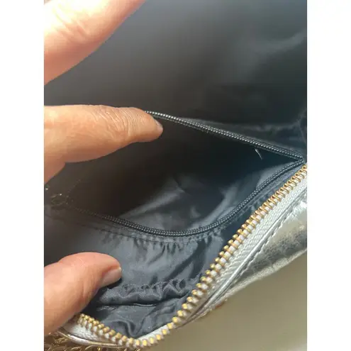 Victoria's Secret NWT  2016 Fashion Show Silver Crossbody Purse Tassel‎ Snakeskin