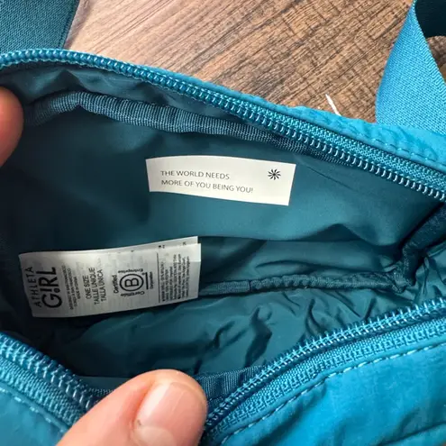Athleta  Girl Coastal Teal Belt Bag