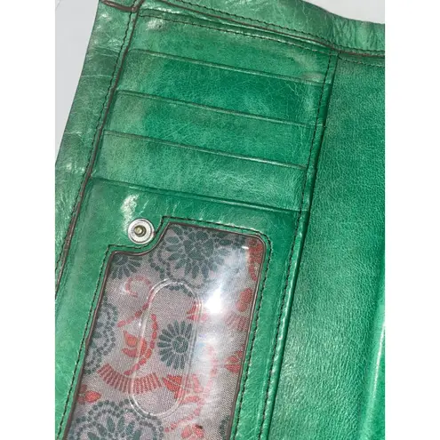 Hobo International Green Leather Rachel Wallet Long Trifold Worn Patina Classic