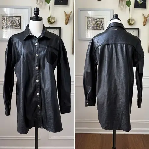 Maniere De Voir Faux Leather Snap Front Oversized Shirt 8 L