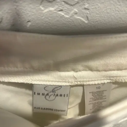 Vintage Emma & James Cream Button