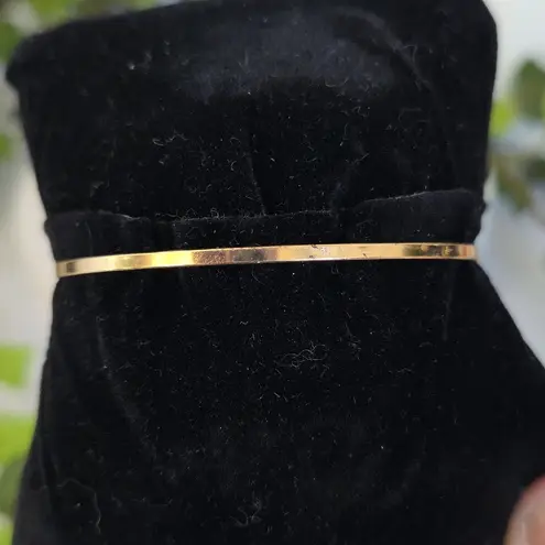 Gold Bangle Bracelet Quartefoil Flower Clover with Cubic Zirconia