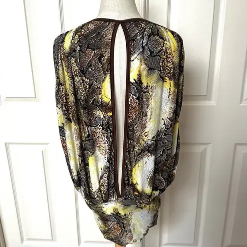 Savee laguna Golden Snake dress size Small NWT