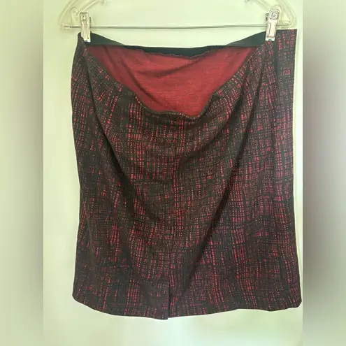 Ellen Tracy red and black elastic waist skirt XL