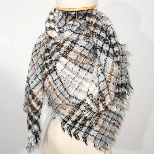 Unbranded Gray Plaid Runaway Wrap Open Scarf