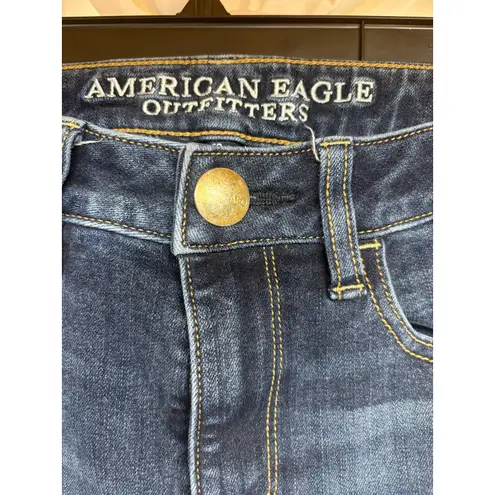 American Eagle Do you have good jeans?  jeans