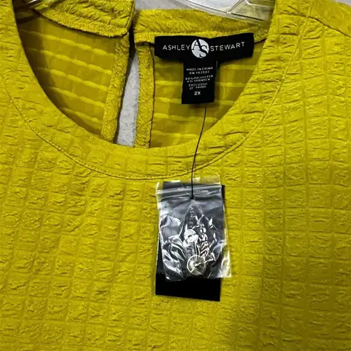 Ashley Stewart Women's 2XL Yellow Textured Short Sleeve Blouse Career Boxy Fit