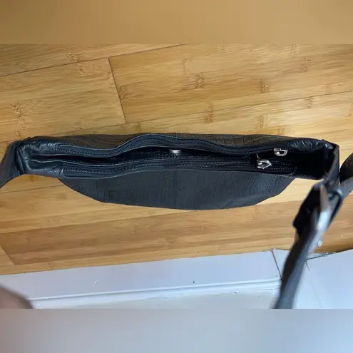 Stone Mountain 100% GENUINE LEATHER embossed Hobo Black ADJ Shoulder Handbag