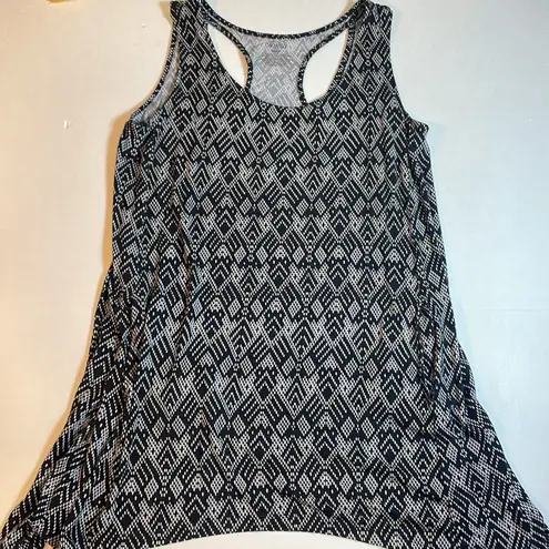 Soma Swing Tunic Tank Black & White Aztec Design Sleeveless Pockets Oversized M