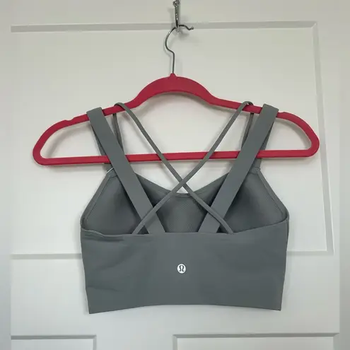 Lululemon Like a Cloud size 4 bra