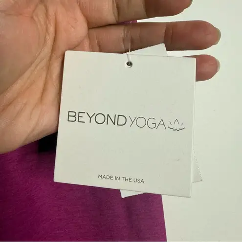 Beyond Yoga NWT Spacedye Well Rounded Stirrup Legging Magenta Heather Size Small