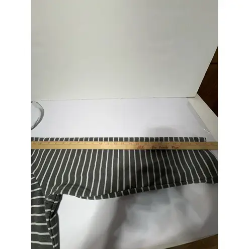 Ninexis Women's 2x Grey White Striped Pullover Sweatshirt Half zip Funnel Neck Size XXL