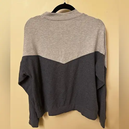 White Crow Women’s Buckle  turtle neck color block grey sweater