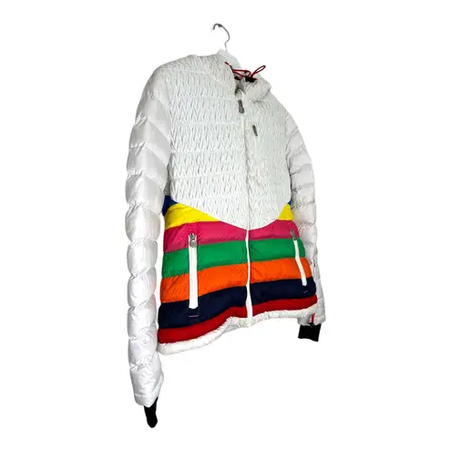 Perfect Moment Rainbow Chevron Down Ski Jacket Size Medium White