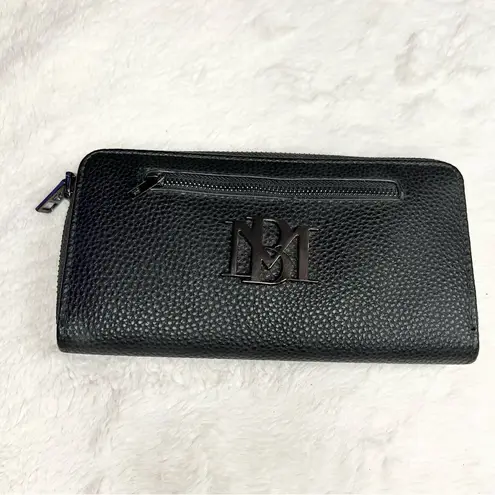 Badgley Mischka Black Textured Faux Pebble Leather Long Zip Around Wallet NEW