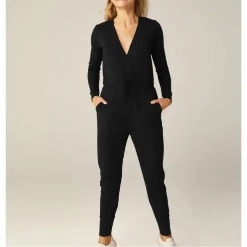 Beyond Yoga Black Overlapping Long Sleeve Fleece Jumpsuit Large