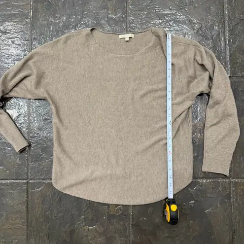 Joan Vass Classic Tan Taupe Knit Crew Neck Sweater Size Medium