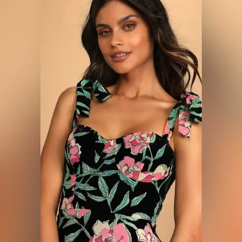 Lulus NWT  Glorious Garden Black Floral Print Burnout Velvet Maxi Dress sz XS