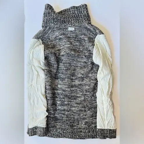 Vintage 100% Wool Knit Cardigan Sweater Marled Gray Knit Large Buttons Black Size M