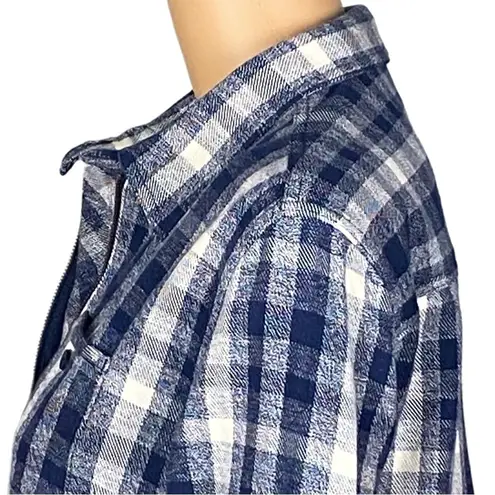 Toad & Co . “Bodie” navy and white plaid 1/2 zip shirt with pocket. Size XS. EUC