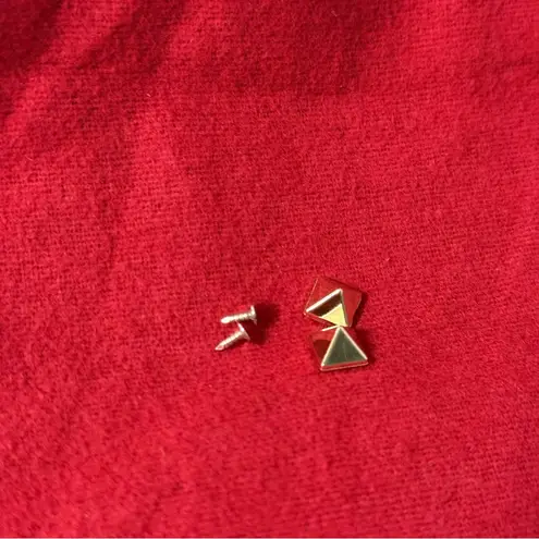 Valentino Garavani Rockstud Bow Jelly Thong Sandals Nude Studded Flat Designer