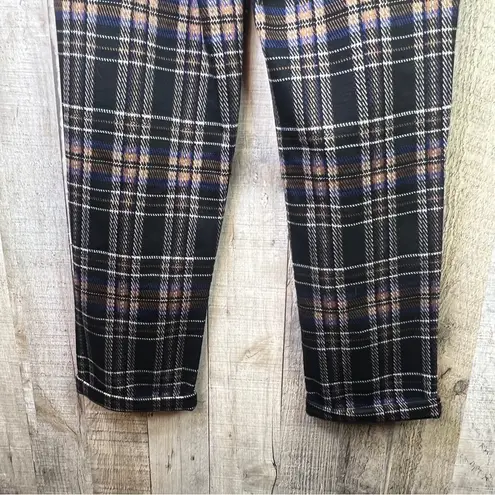 Full Tilt  Medium Pull On Multicolored Plaid Pants with Front Pockets & C…