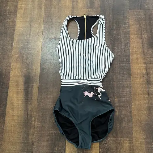 ALBION FIT Bon Voyage One-Piece Swimsuit Size XL