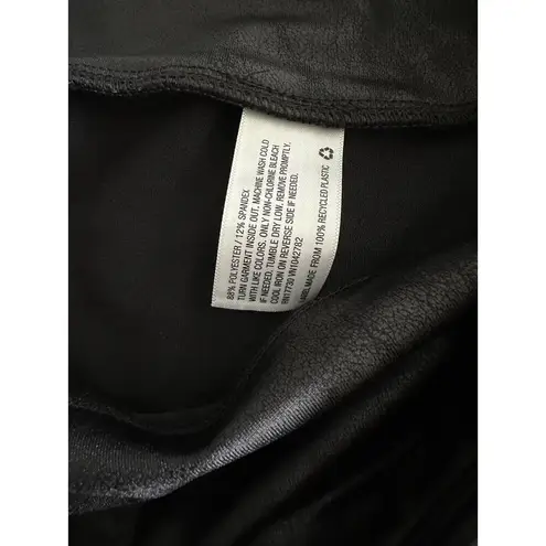 Ava & Viv Women's Plus Bike Shorts Black High Rise Liquid Shine Sharkskin 2X