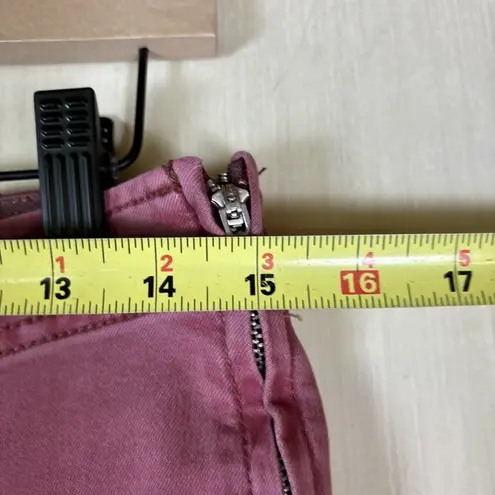 We The Free  Women's Pants Sz 30 Red‎ Maroon Bootcut Jeans Front V Side Zip Y2K