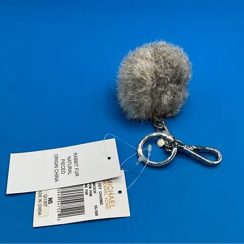 Michael Kors A Very rare NWT  Rabbit Fur Silver/gray Keychain Key Ring Key Fob thumbnail 3