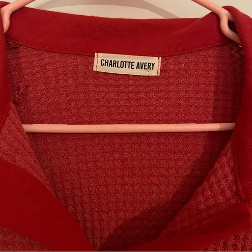 EUC Women’s Charlotte Avery Red Cropped Waffle Knit Button Down Top Size L Size L