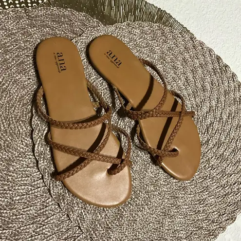 a.n.a NWT  Womens Slip on Sandals/Flip flops Cognac Tan Size 9M Strappy