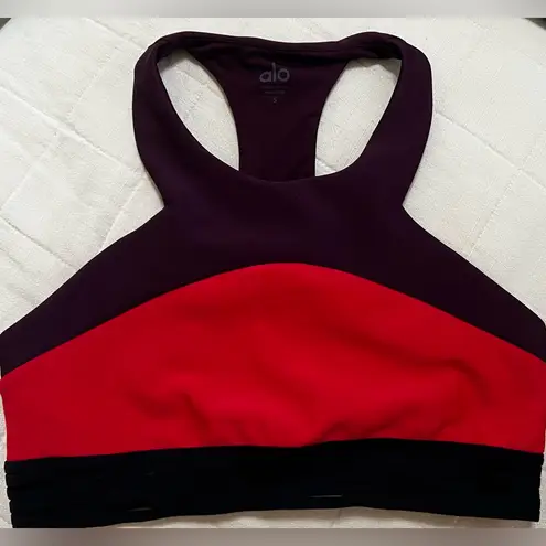 Alo Yoga  Sports Bra size SMALL