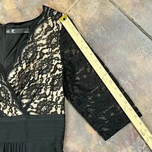 Leslie Fay Black Lace Ruched Waistline Elbow Sleeve Dress 12