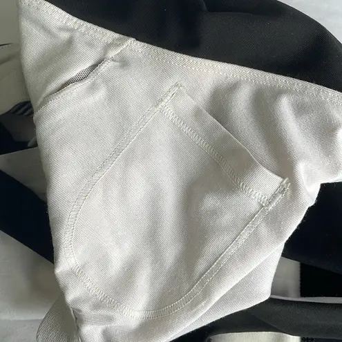 Lululemon  Run: Fast Track Tank
Groovy Stripe Nimbus / Black - Image 5