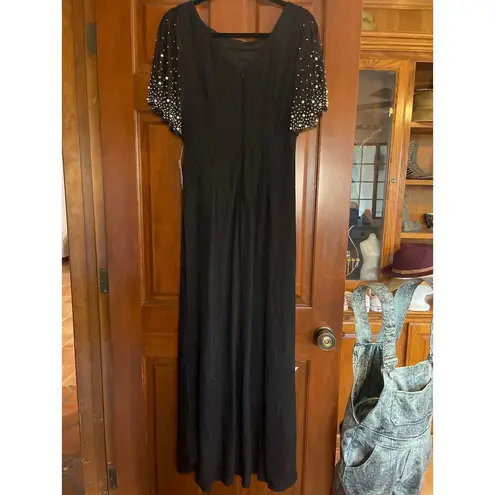 Alex Evenings long pearl sleeve evening gown size 10