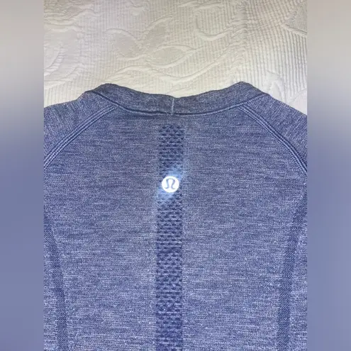 Lululemon Swiftly Tech Short Sleeve Crew *Sparkle in Gatsby Blue Size 4