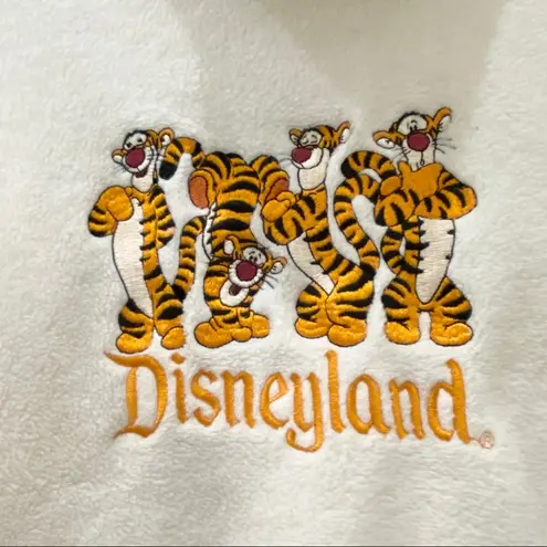 Disneyland Winnie The Pooh Fleece Sweatshirt L