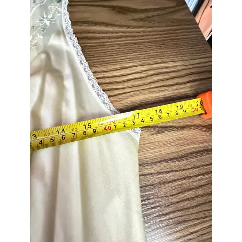 Jolie Two Yellow Satin Embroidered Slip Nightgown Dress Lace Trim Cottagecore M Size M