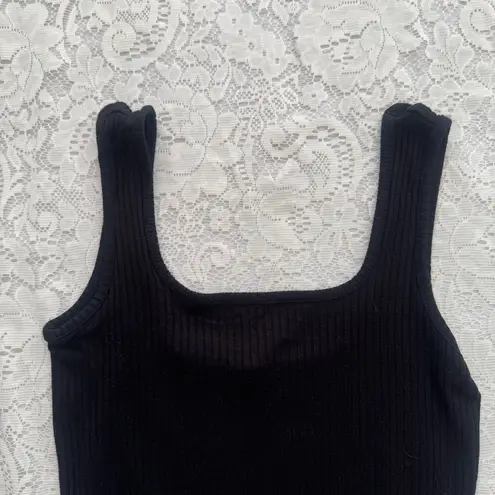 Tahari Women's Ribbed Black Tank Top Size S Minimalist Staple Piece